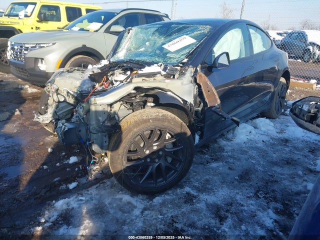 2025 TESLA MODEL 3 5YJ3E1EA9SF930053 Photo 1