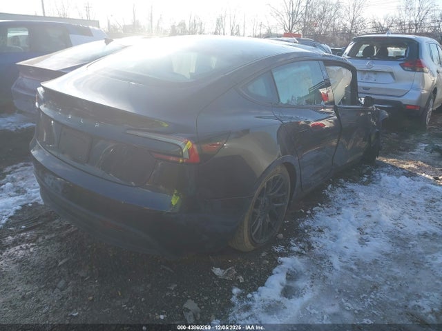 2025 TESLA MODEL 3 5YJ3E1EA9SF930053 Photo 3