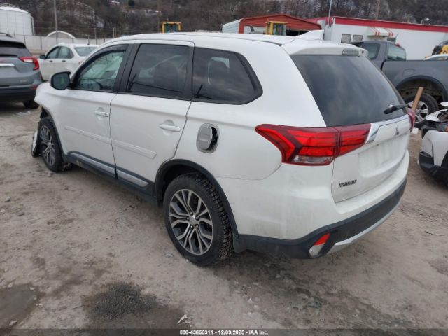 2018 MITSUBISHI OUTLANDER JA4AZ3A31JZ044987 Photo 2
