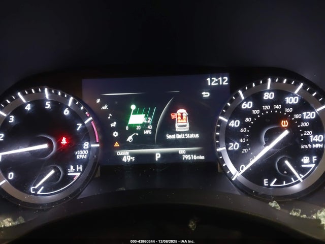 5TDGZRAH8NS093867 Toyota Highlander Xle