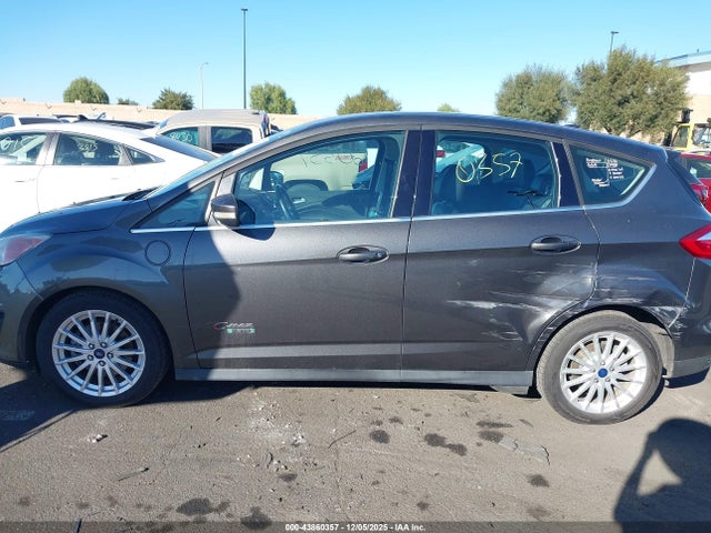 Ford C-max Energi Sel 2016 1FADP5CU8GL100208 Image 15