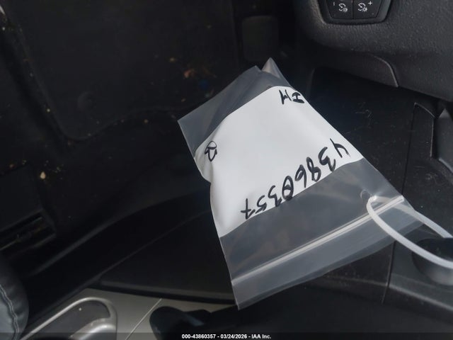 Ford C-max Energi Sel 2016 1FADP5CU8GL100208 Image 18