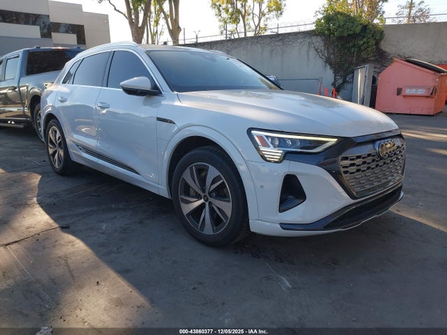 2024 AUDI Q8 E-TRON WA15AAGE5RB035199 Photo 0