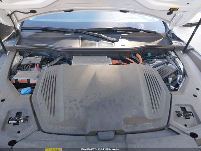 2024 AUDI Q8 E-TRON WA15AAGE5RB035199 Photo 9