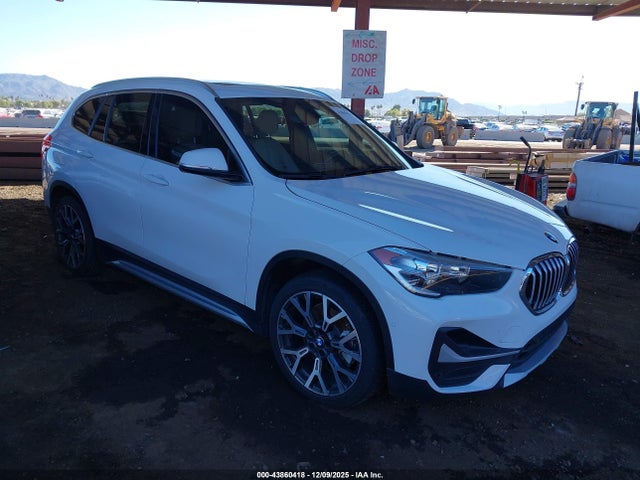2021 BMW X1 WBXJG7C04M5S14702