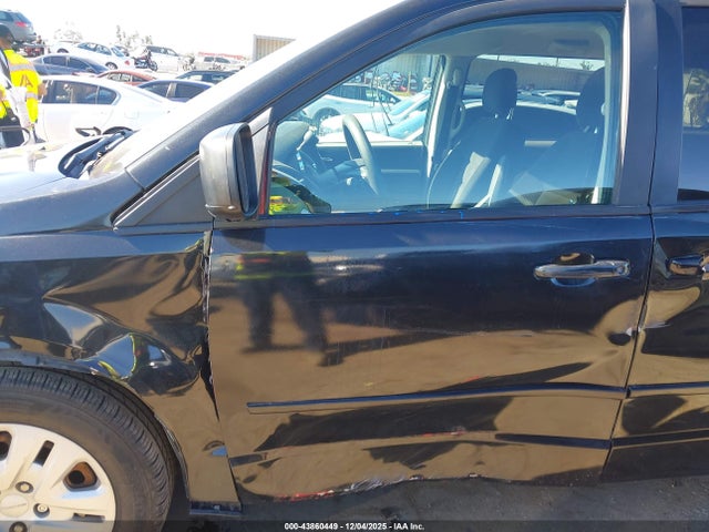 Dodge Grand Caravan Se 2017 2C4RDGBG8HR618909 Image 17