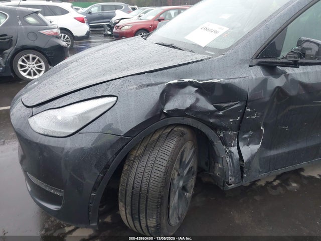2024 TESLA MODEL Y 7SAYGDEE5RA325400 Photo 5