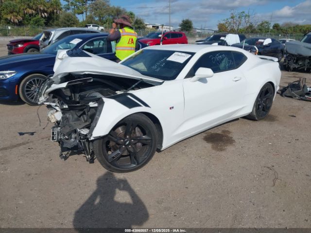 2019 CHEVROLET CAMARO 1G1FE1R72K0150852 Photo 1