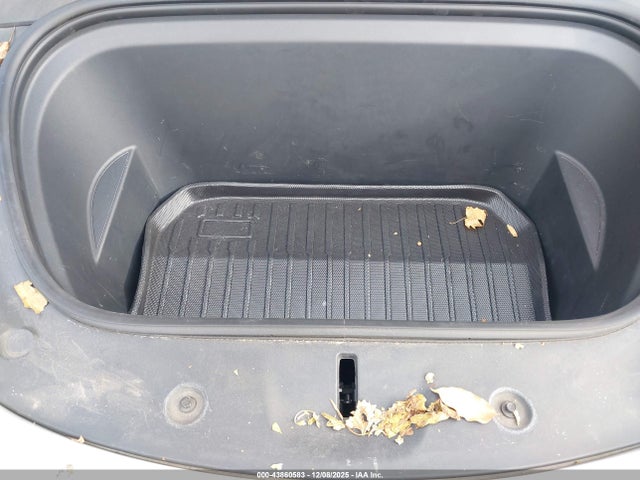 2021 TESLA MODEL Y 5YJYGDEE6MF077084 Photo 9