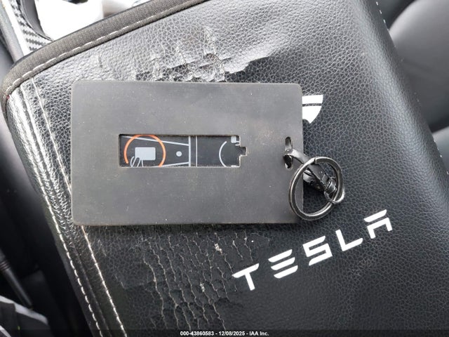 2021 TESLA MODEL Y 5YJYGDEE6MF077084 Photo 10