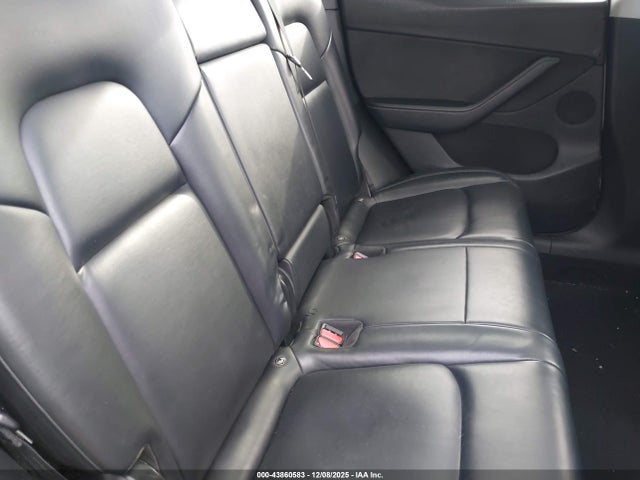 2021 TESLA MODEL Y 5YJYGDEE6MF077084 Photo 7