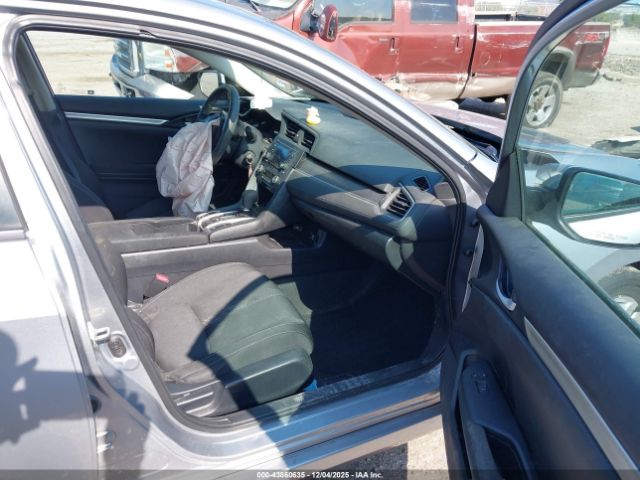 2018 HONDA CIVIC 19XFC2F53JE000857 Photo 4