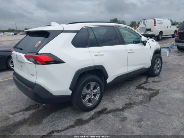 2023 TOYOTA RAV4 2T3W1RFV4PC230386 Photo 3