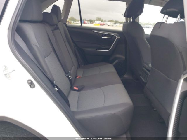 2023 TOYOTA RAV4 2T3W1RFV4PC230386 Photo 7