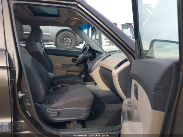 2010 KIA SOUL KNDJT2A20A7049635 Photo 4