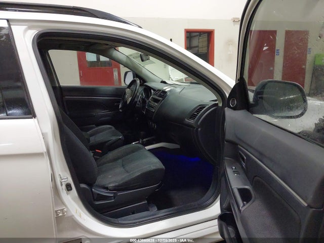 2011 MITSUBISHI OUTLANDER SPORT JA4AR4AU2BZ015384 Photo 4