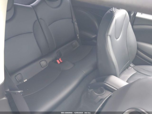 2011 MINI COOPER WMWSU3C59BT094321 Photo 7