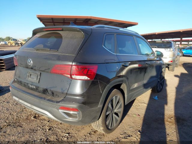 2024 VOLKSWAGEN TAOS 3VVSX7B28RM036672 Photo 3