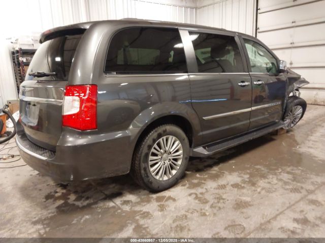 2016 CHRYSLER TOWN & COUNTRY 2C4RC1CG5GR233630 Photo 3