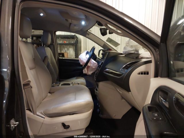 2016 CHRYSLER TOWN & COUNTRY 2C4RC1CG5GR233630 Photo 4