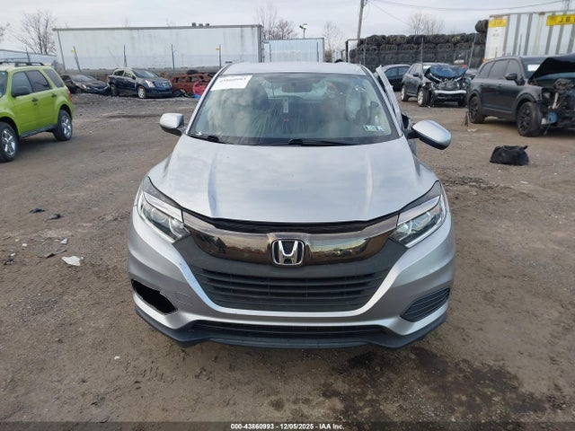 3CZRU6H31KG713950 Honda HR-V LX