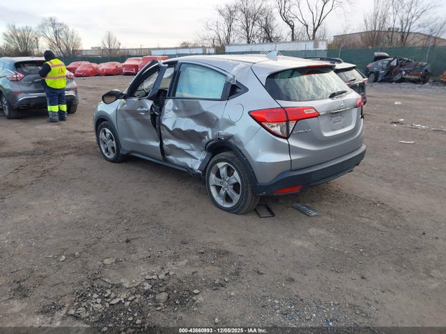 3CZRU6H31KG713950 Honda HR-V LX