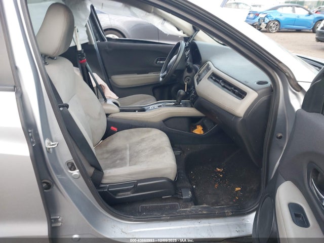 3CZRU6H31KG713950 Honda HR-V LX