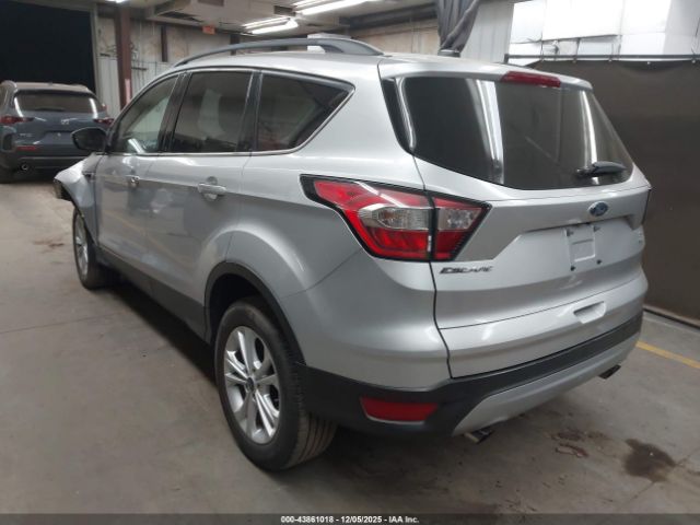 2018 FORD ESCAPE 1FMCU0GD2JUC36004 Photo 2