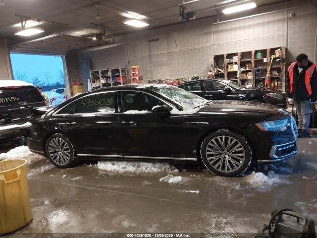 43861020 :رقم المزاد ، WAU8DAF81KN007424 vin ، 2019 Audi A8 L 55 مزاد بيع