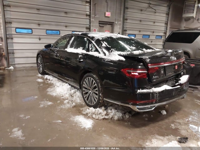 2019 AUDI A8 L WAU8DAF81KN007424 Photo 2
