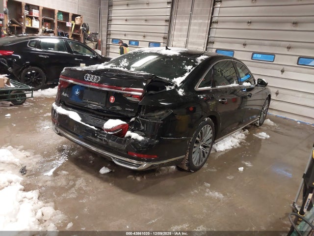 2019 AUDI A8 L WAU8DAF81KN007424 Photo 3