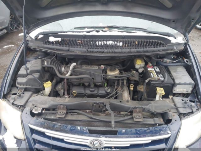 2005 CHRYSLER TOWN & COUNTRY 2C4GP44R25R566409 Photo 9