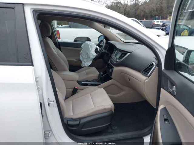 2017 HYUNDAI TUCSON KM8J33A27HU508852 Photo 4