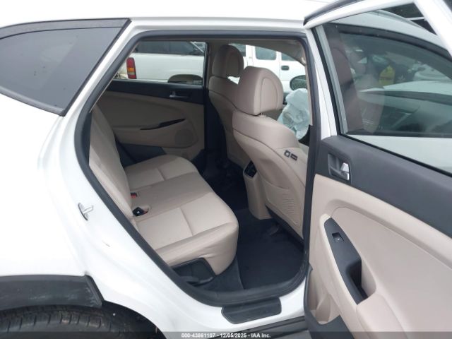 2017 HYUNDAI TUCSON KM8J33A27HU508852 Photo 7