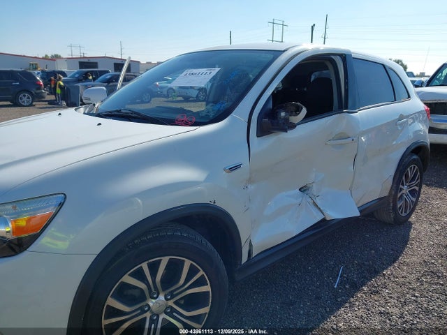 2018 MITSUBISHI OUTLANDER SPORT JA4AP3AU4JZ033920 Photo 5
