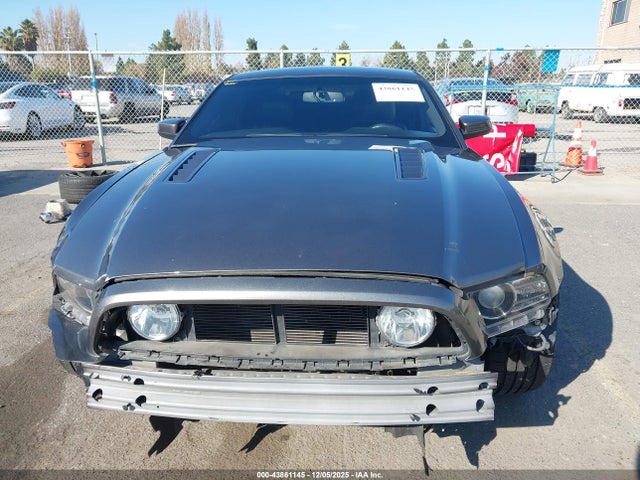 1ZVBP8CF0E5252907 Ford Mustang Gt Premium