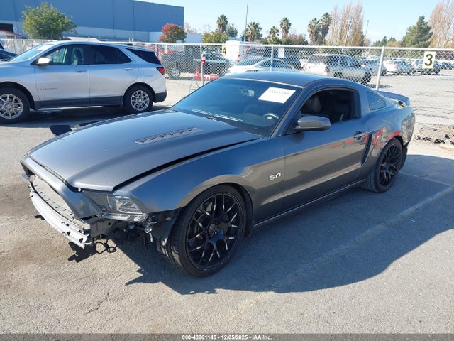 1ZVBP8CF0E5252907 Ford Mustang Gt Premium