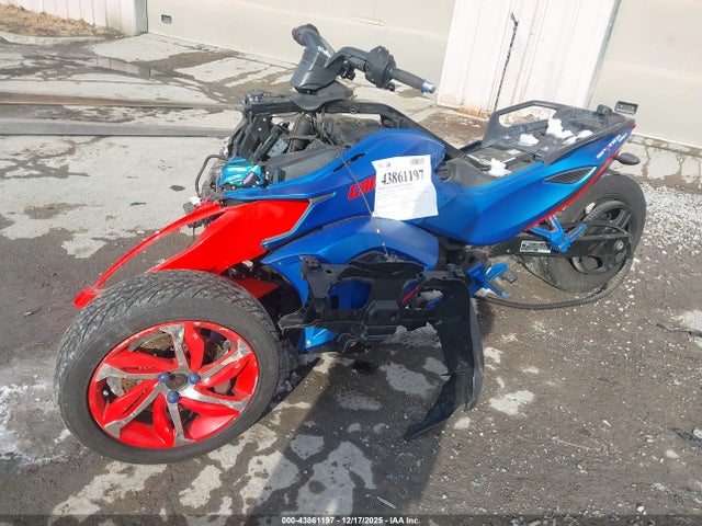 2015 CAN-AM SPYDER ROADSTER 2BXNABC41FV000219 Photo 1