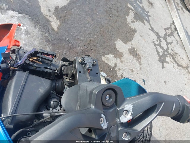 2015 CAN-AM SPYDER ROADSTER 2BXNABC41FV000219 Photo 6