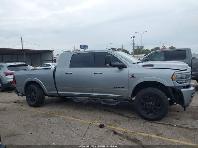 3C6UR5NL1NG286362 RAM 2500 Laramie 4x4 6&#039;4 Box