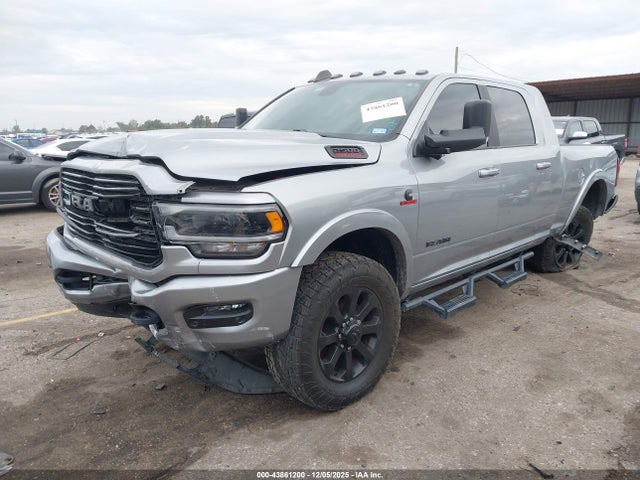 3C6UR5NL1NG286362 RAM 2500 Laramie 4x4 6&#039;4 Box