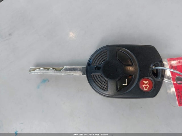1FMCU9GD8JUB92501 Ford ESCAPE SE