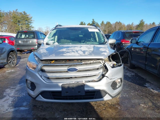 1FMCU9GD8JUB92501 Ford ESCAPE SE