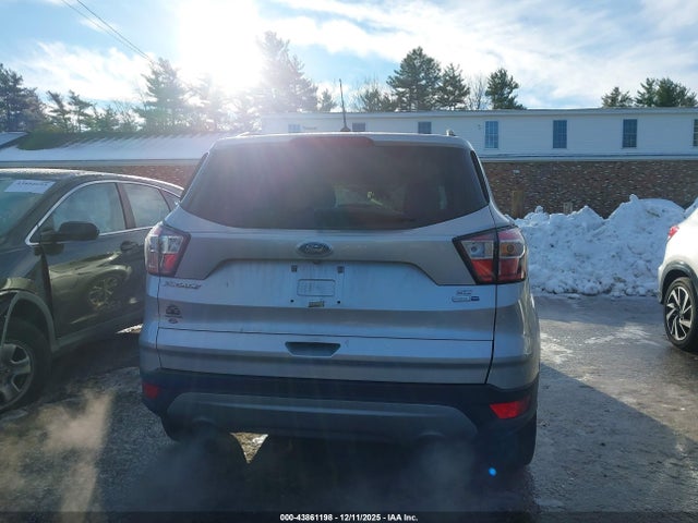 1FMCU9GD8JUB92501 Ford ESCAPE SE