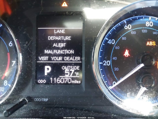 Toyota COROLLA LE 2017 5YFBURHE8HP647071 Image 16