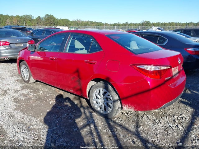 Toyota COROLLA LE 2017 5YFBURHE8HP647071 Image 3