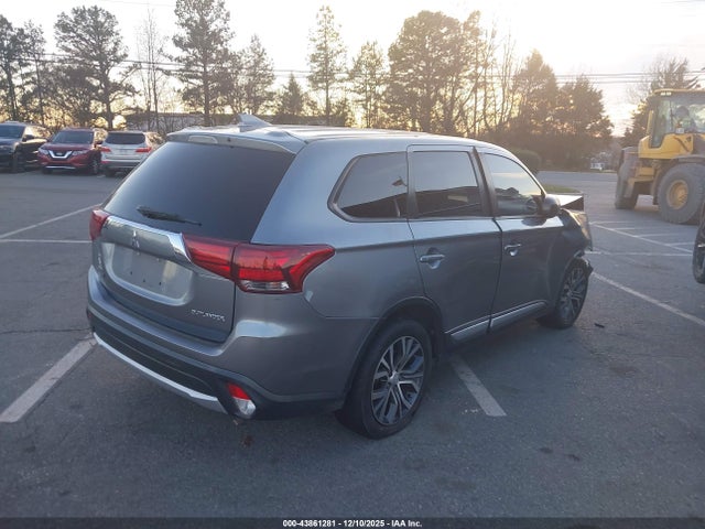 2017 MITSUBISHI OUTLANDER JA4AD2A39HZ058137 Photo 3