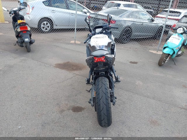 2021 KAWASAKI EX650 ML5EXEM17MDA30223 Photo 5