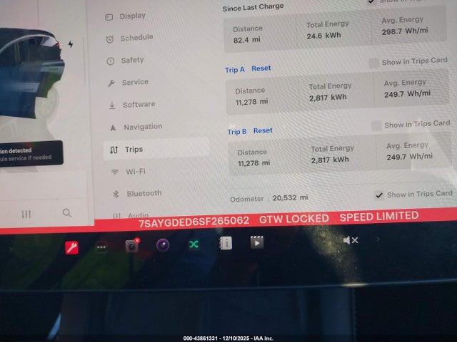 2025 TESLA MODEL Y 7SAYGDED6SF265062 Photo 6