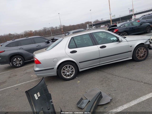 2005 SAAB 9-5 YS3ED49A353528580 Photo 3